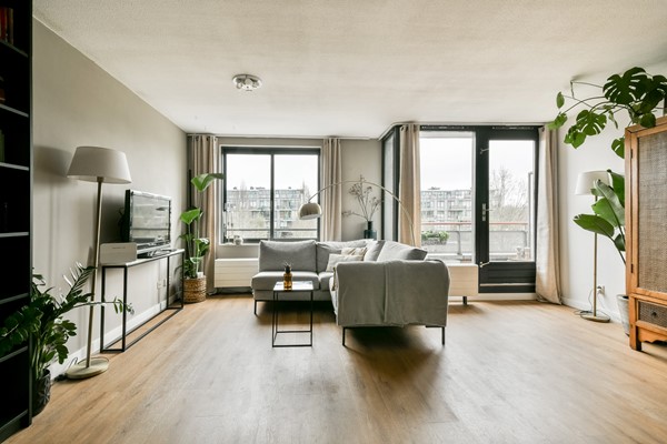 Medium property photo - Kempenlaan 151, 1066 RB Amsterdam